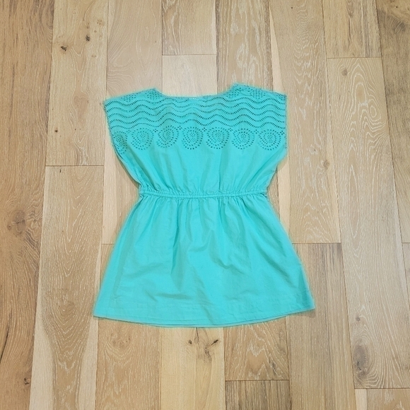 Motherhood Maternity teal eyelet top size Small - Picture 3 of 7